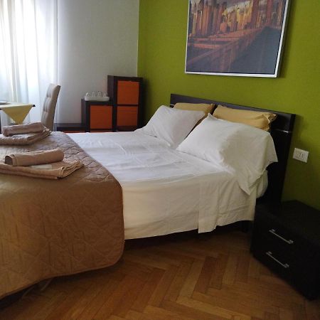 Piazza Goldoni Rooms Trieste Ngoại thất bức ảnh